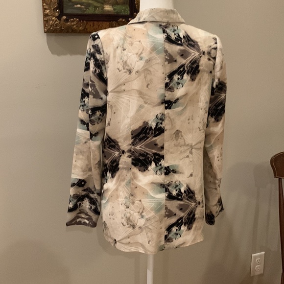 Blazer. Lightweight. Size US 6-10 - Picture 4 of 7